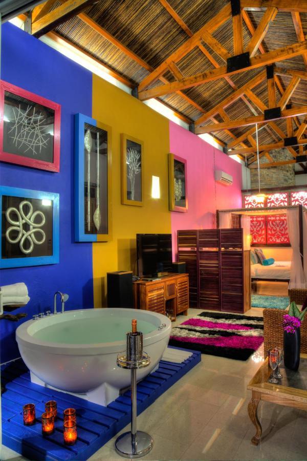 Casa De Leda, A Kali Hotel سانتا مارتا المظهر الخارجي الصورة A room at the hotel