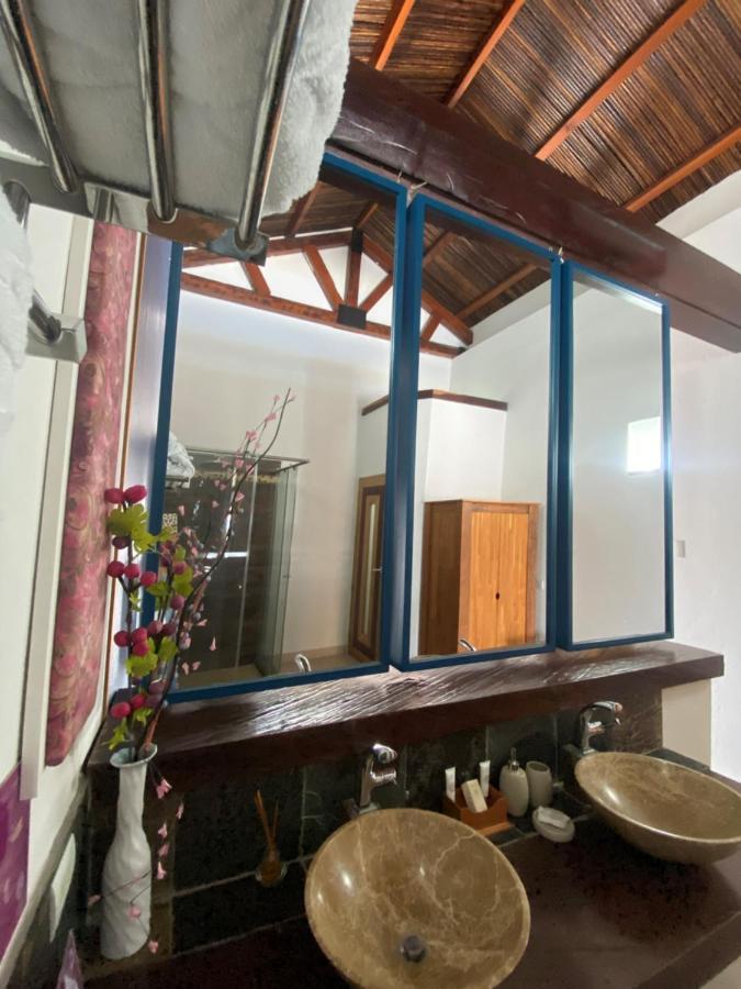 Casa De Leda, A Kali Hotel سانتا مارتا المظهر الخارجي الصورة A room divider