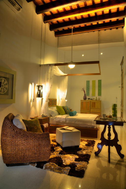 Casa De Leda, A Kali Hotel سانتا مارتا المظهر الخارجي الصورة A bedroom at the hotel