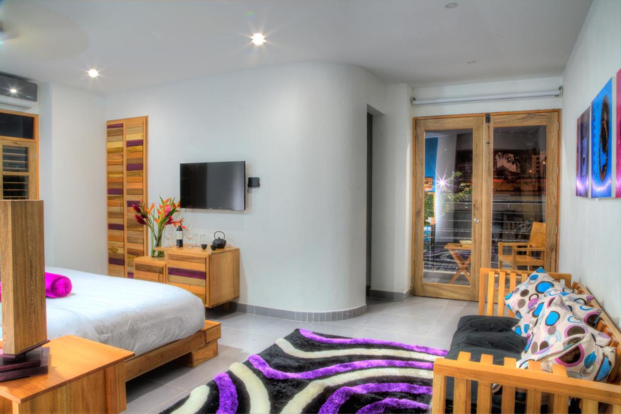 Casa De Leda, A Kali Hotel سانتا مارتا المظهر الخارجي الصورة A room at the hotel